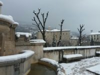 Neve e ghiaccio. Ad Ascoli scuole chiuse anche martedi 27 febbraio, temperature in picchiata