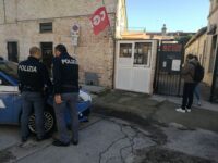 A Jesi bomba incendiaria davanti la sede Cgil