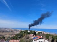 Incendio alla raffineria di Falconara