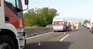 Incidente sull’A14 a Porto Recanati, ferita una donna
