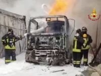 Incendio a Cossignano, dannneggiati appartamenti