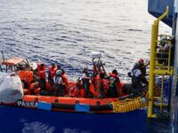 Nuova nave di migranti in arrivo ad Ancona