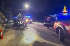 Auto contro moto a Fano, due feriti