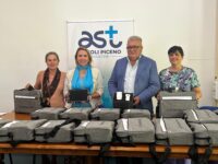 AST Ascoli consegna ecografi palmari in 17 Comuni